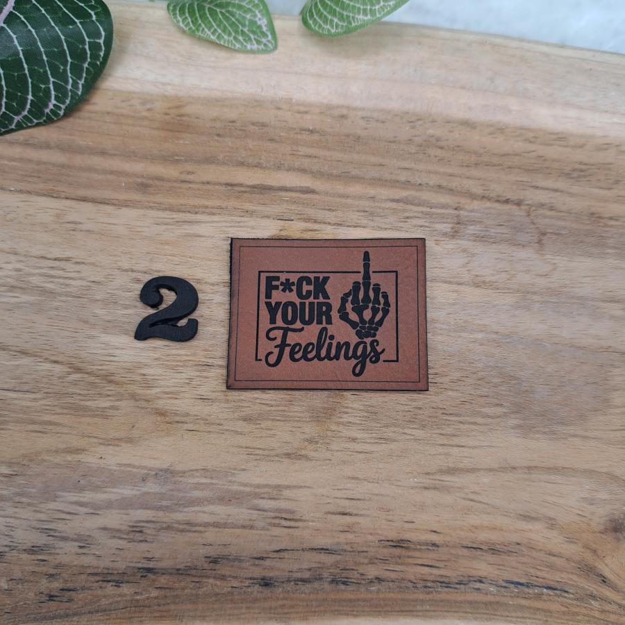 Kunstlederlabel "Middle Finger"