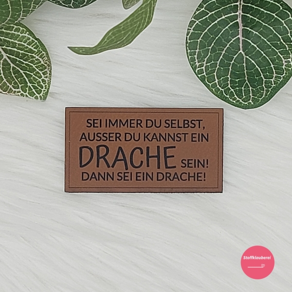 Kunstlederlabel "Drachen Sprüche"